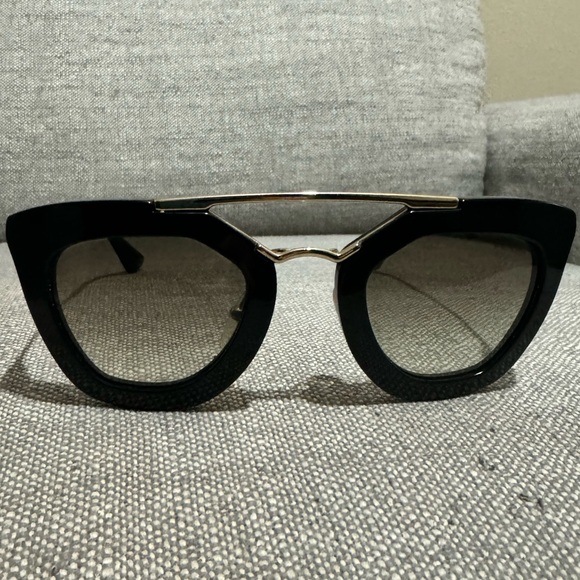 PRADA CATEYE SUNGLASS - Picture 1 of 7